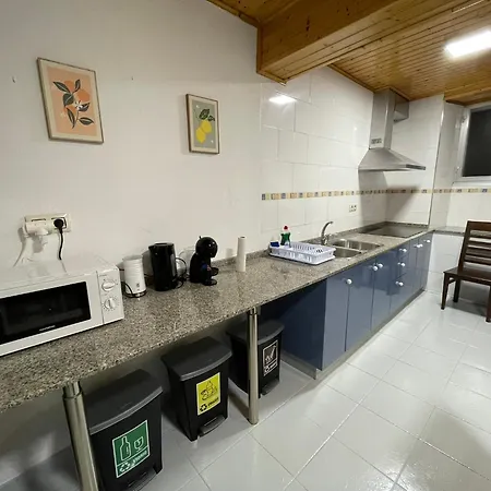 Hostel Amodino *