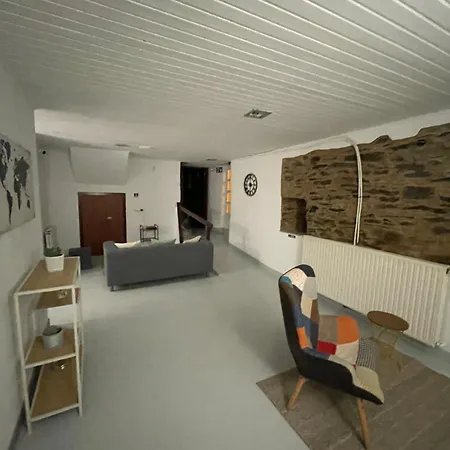 Hostel Amodino *
