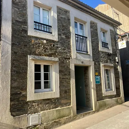 Amodino Hostel *