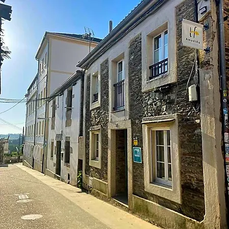Amodino Vandrerhjem Arzúa