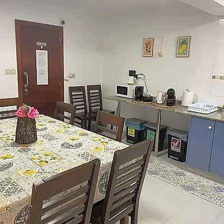 Amodino Vandrerhjem Arzúa